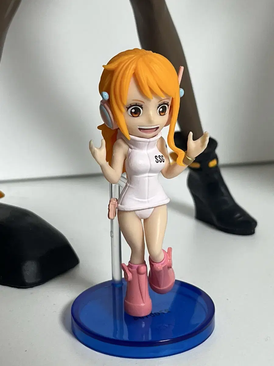 원피스 나미 미니 피규어
