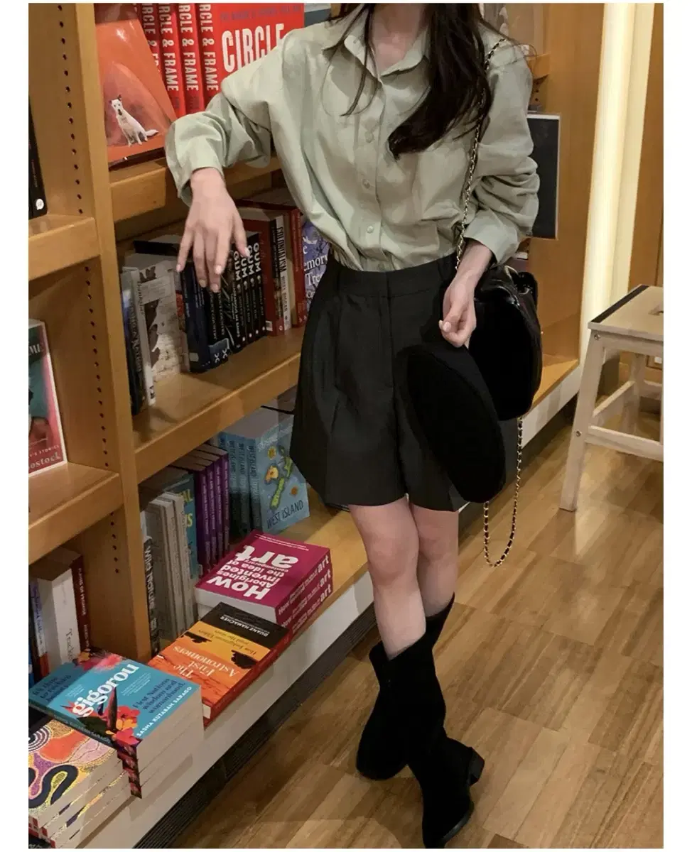 그린 초록 셔츠 에이블리 지그재그