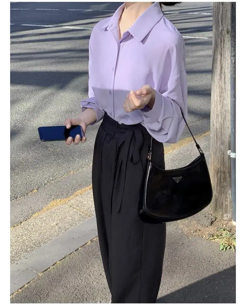 라벤더 블라우스 셔츠 에이블리 지그재그
