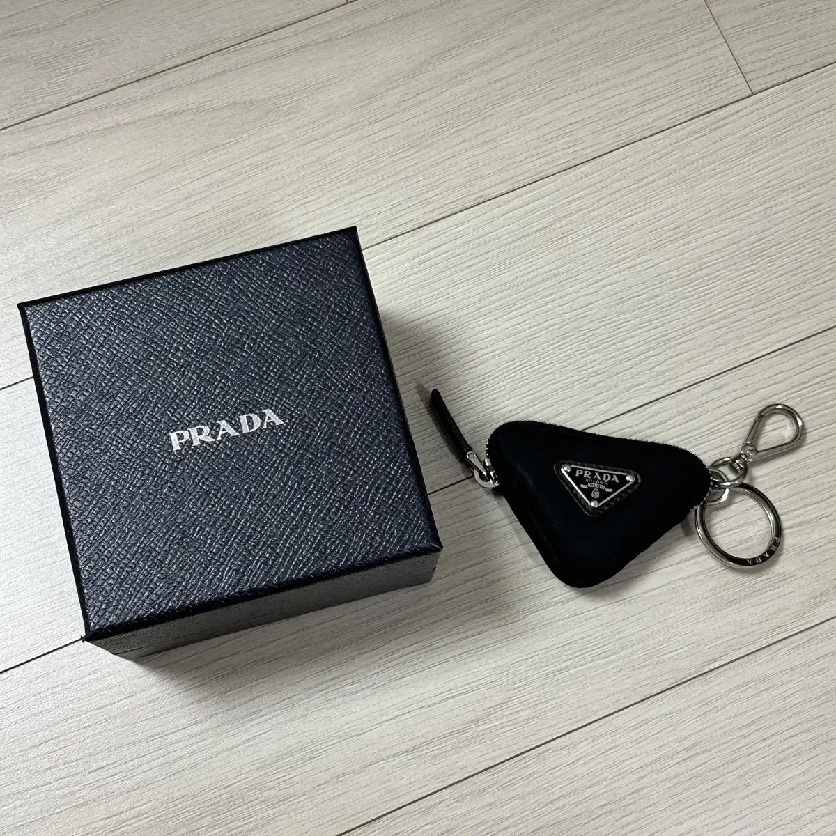 프라다 파우치 키링