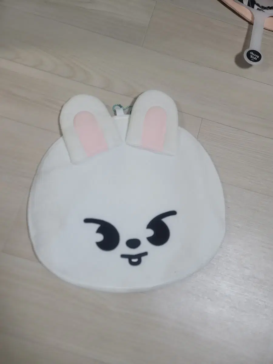 스키즈 리노 리빗 부채 커버+부채+슬로건 팝니다.