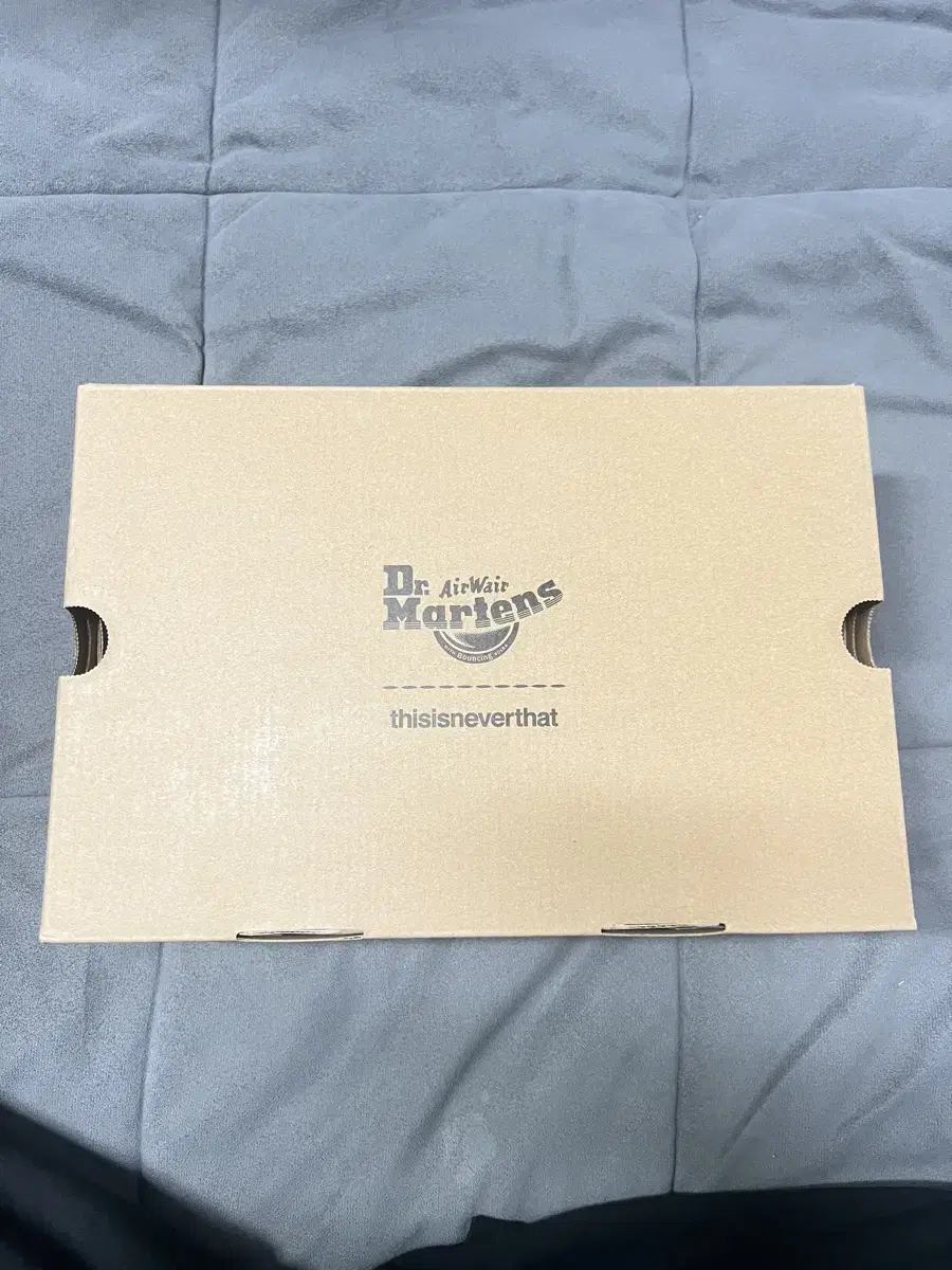 디스이즈네버댓 닥터마틴 1460 부츠 브라운 240