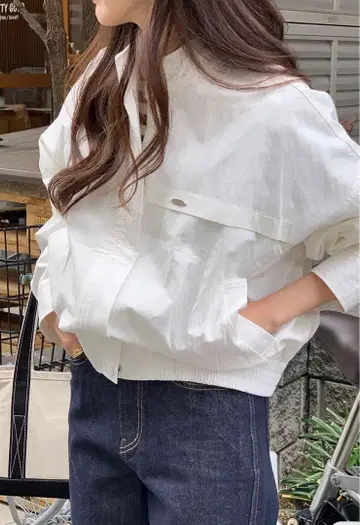 화이트 노카라 자켓 루즈핏