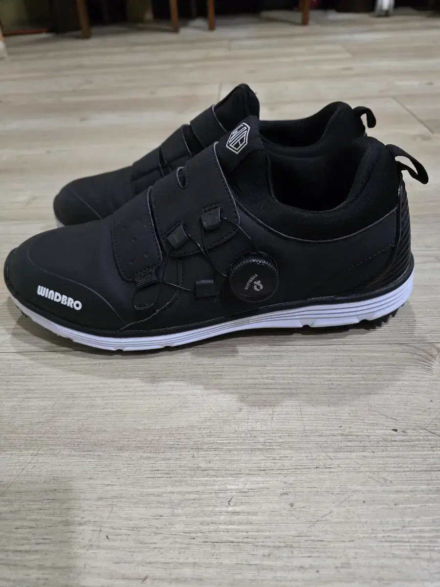 WINDBRO GOLF 벨크로 보아골프화 245mm
