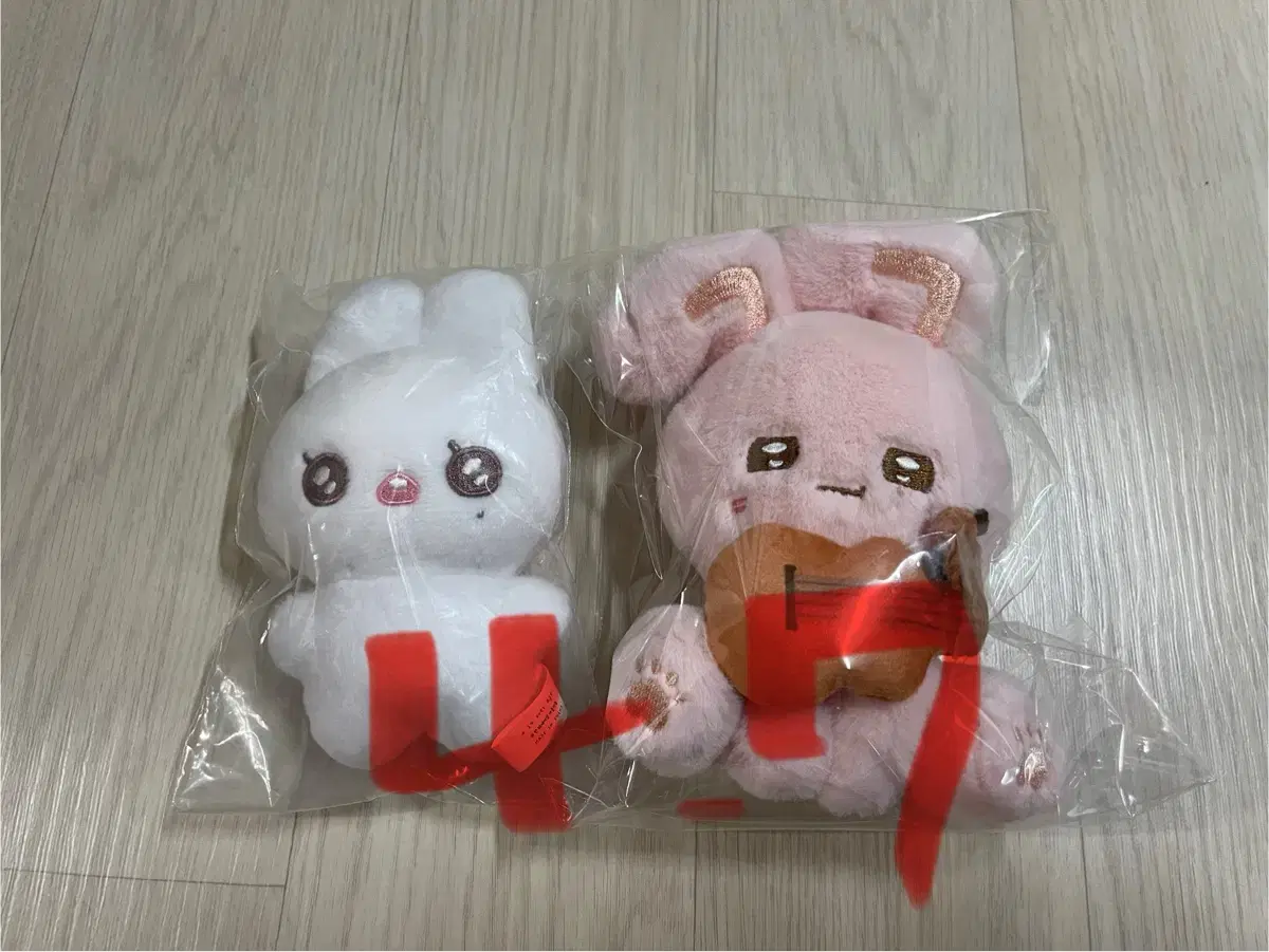 IU doll Lucky Aboana Jingle Jingle Nini Ping Nyan Mini Lucky sealed Sell
