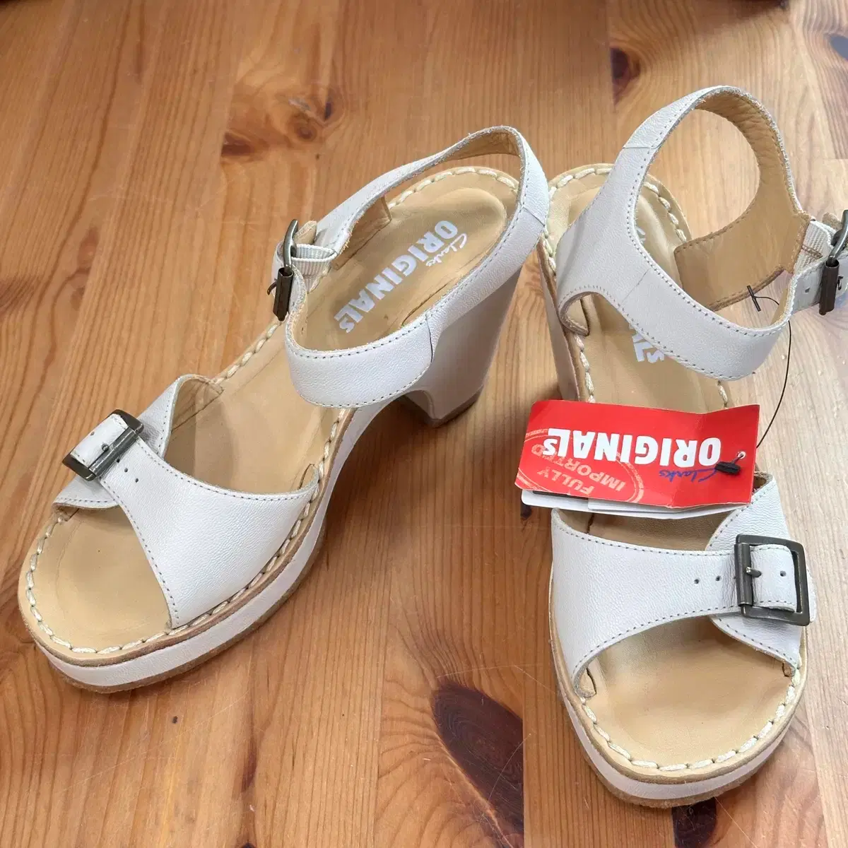 클락스 여성 스트랩 샌들힐 5D (235-240) 브랜드 중고거래 플랫폼