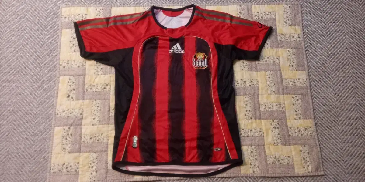 Children FC Seoul Home Coach Iulian Gheorghe Lee U-Yong Jeong Jo-gook signature Uniforms for sale