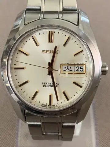 세이코 손목시계 퍼페츄얼 달력 8f33-0040