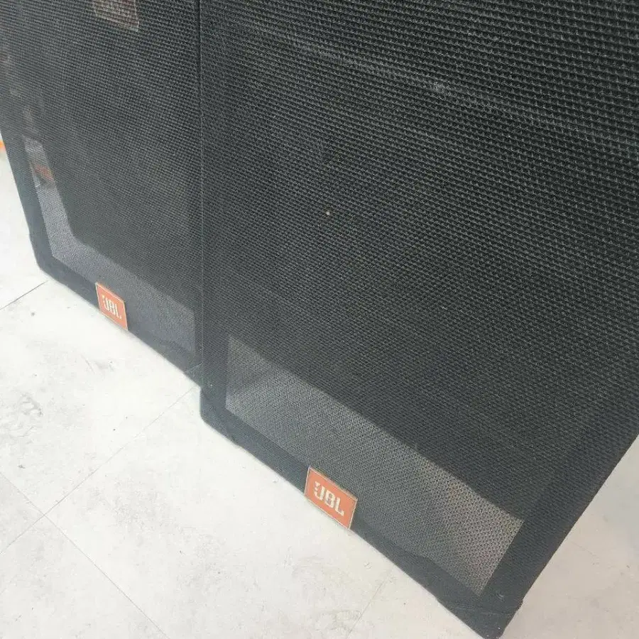 JBL 15인치떠블우퍼  1조2통  통당1200W