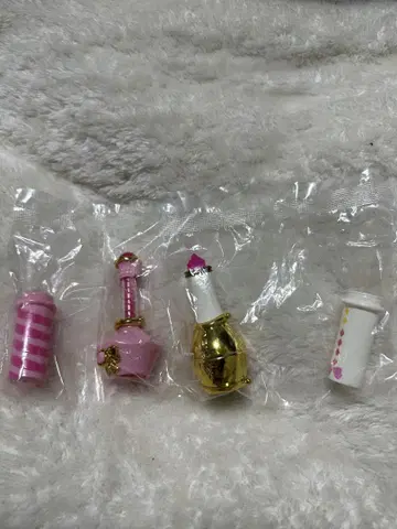 가챠가챠 마녀와 고양이 캡슐 폴로 케이스 컬렉션