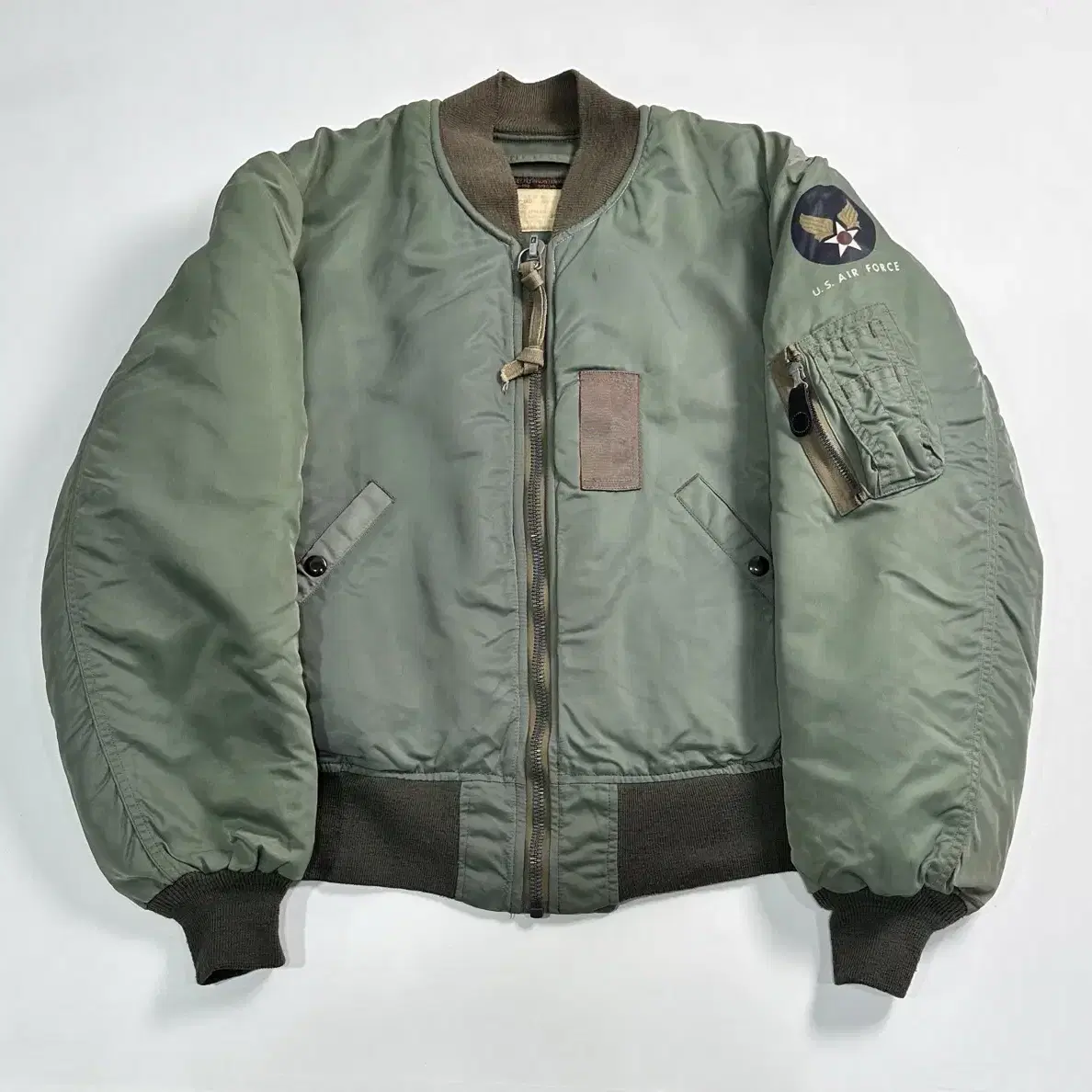 BUZZ RICKSON'S B-15 程度良好 赤虎 希少 38 BUZZ RICKSON´S B-15 程度良好 赤虎 希少 38