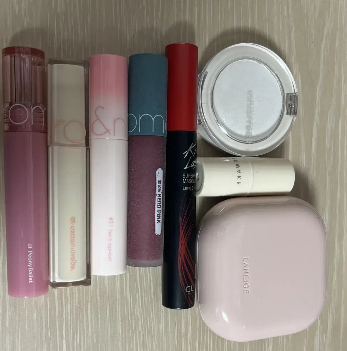 화장품 일괄 판매 라네즈 쿠션 클리오 마스카라 롬앤 틴트