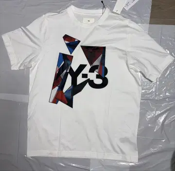 Y-3 그래픽 로고 티셔츠 화이트 사이즈 L 미사용 새상품