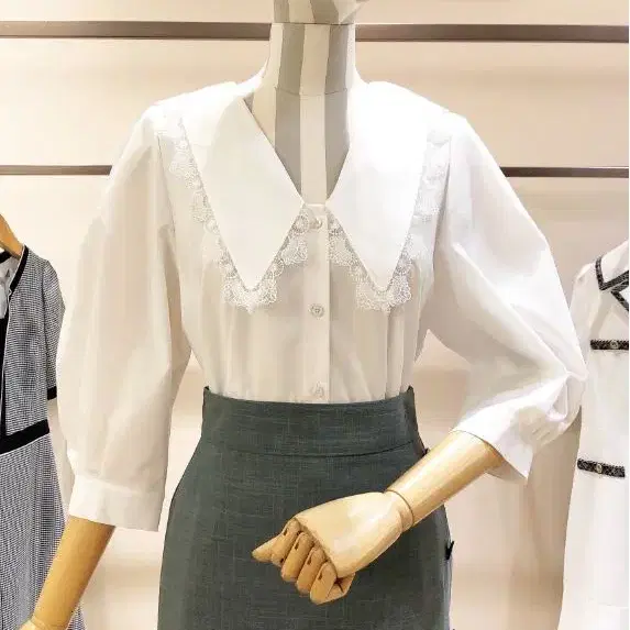 라인어디션 빅카라 블라우스 55