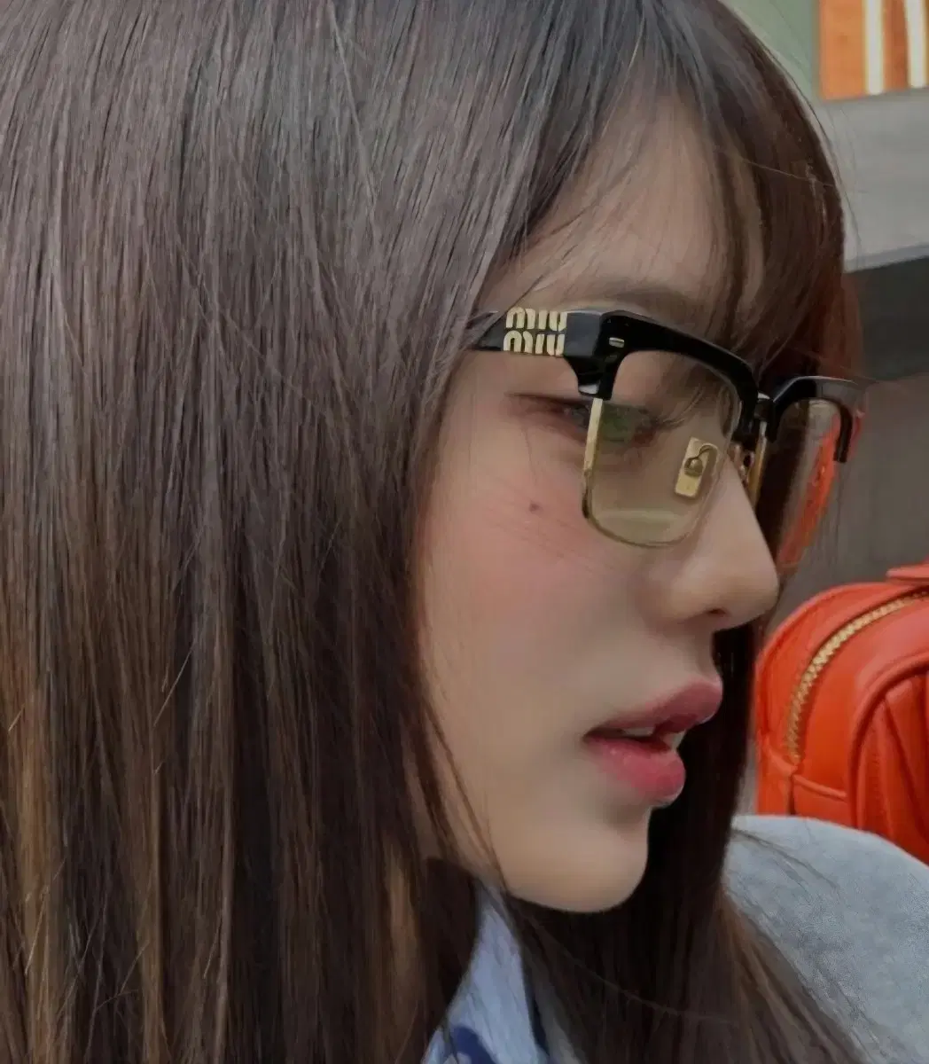 미우미우 장원영 안경