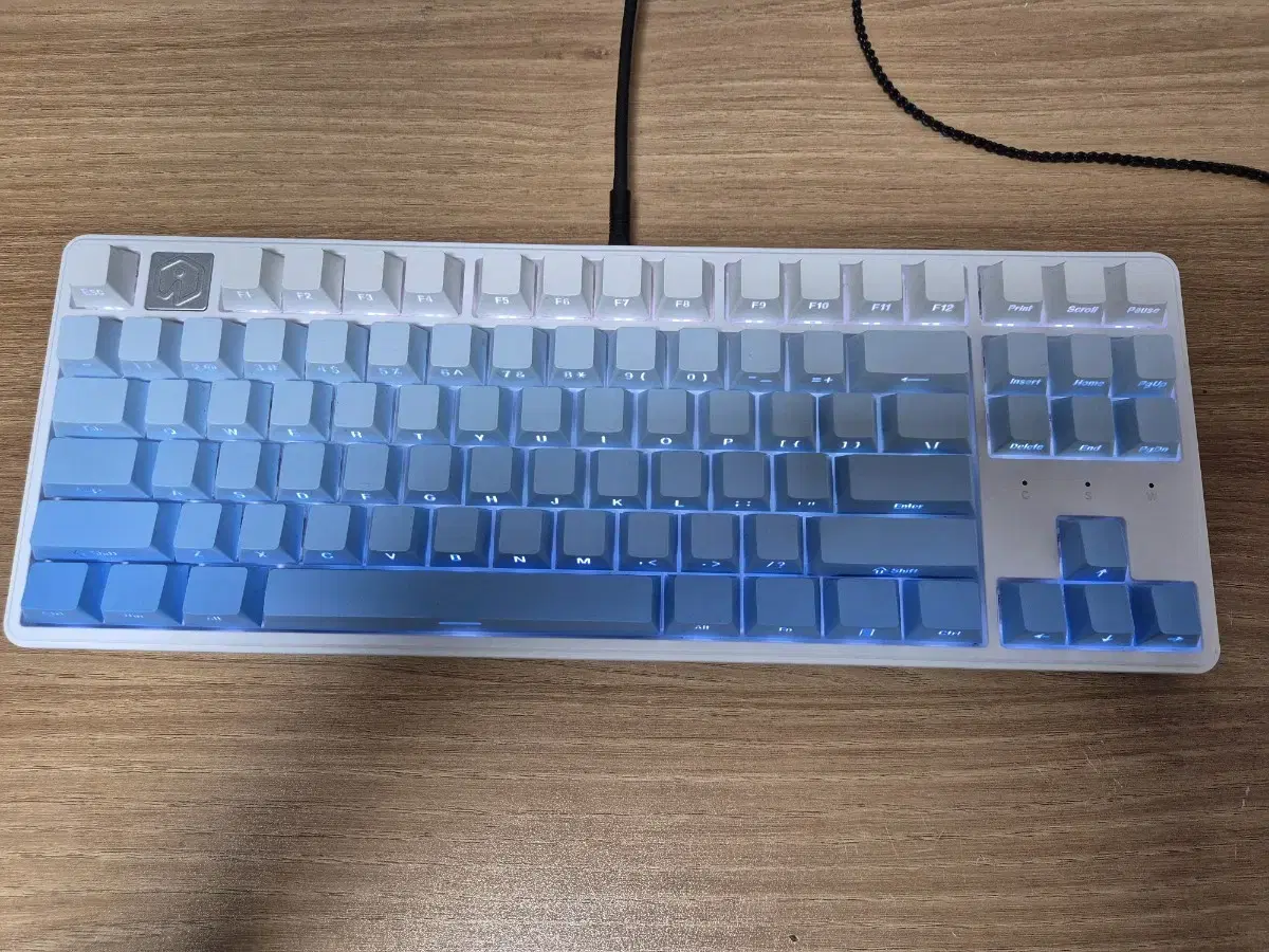 irok na87 pro 판매합니다