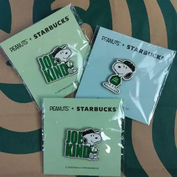 PEANUTS + STARBUCKS 핀 배지 3개 세트 스누피 피스 스벅