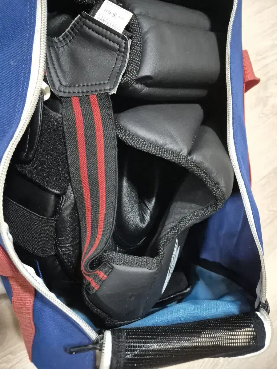 Boxing protective equipment set for yooa