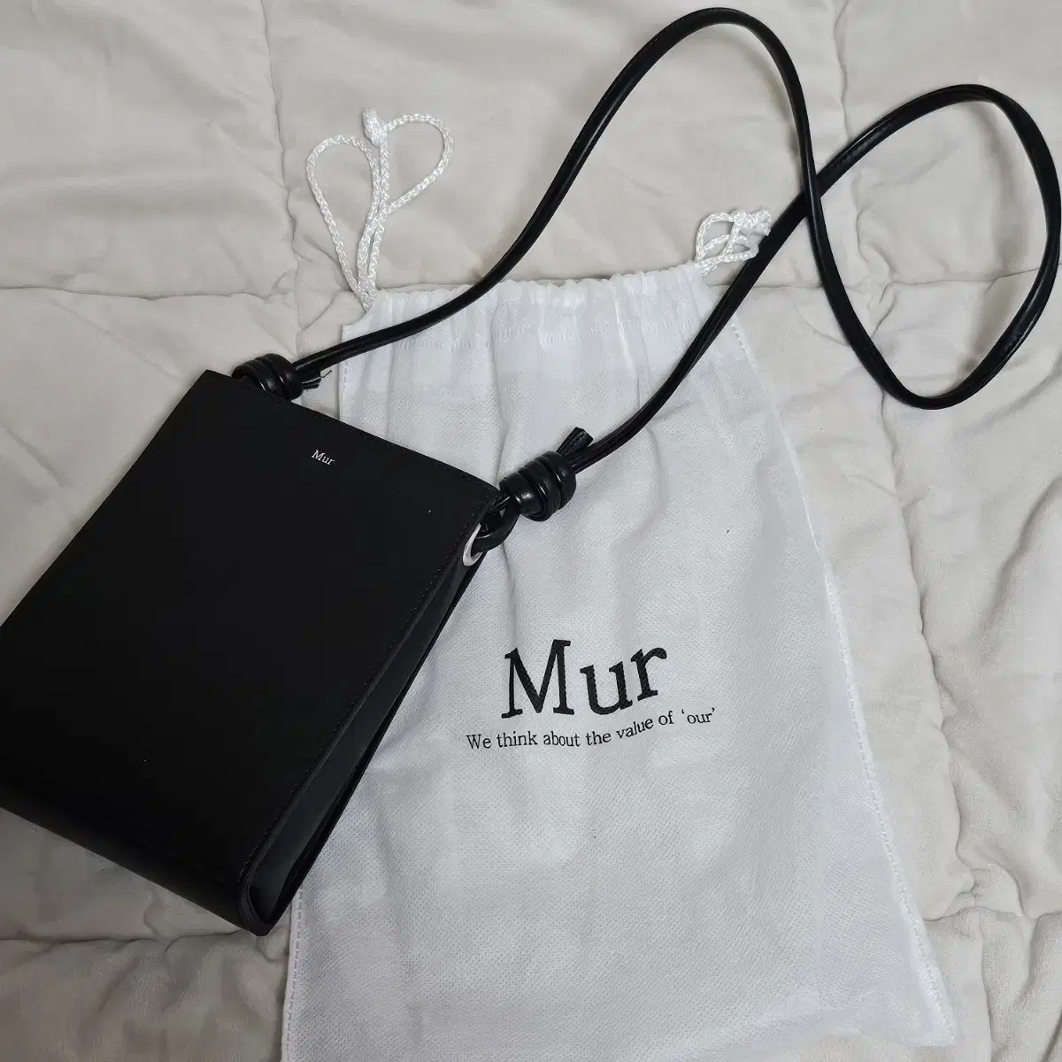 MUR 무르 이즈백 크로스백 단종템