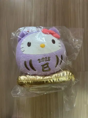 야쿠르트 한정판 키티 2025  띠 산리오 50주년