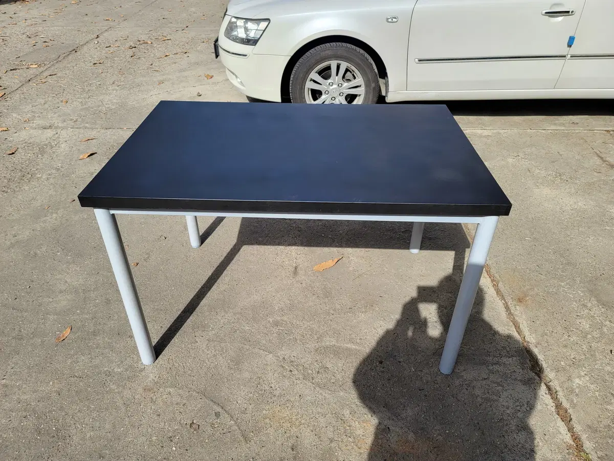 4-person table for restaurants, bars, and restaurants 1200