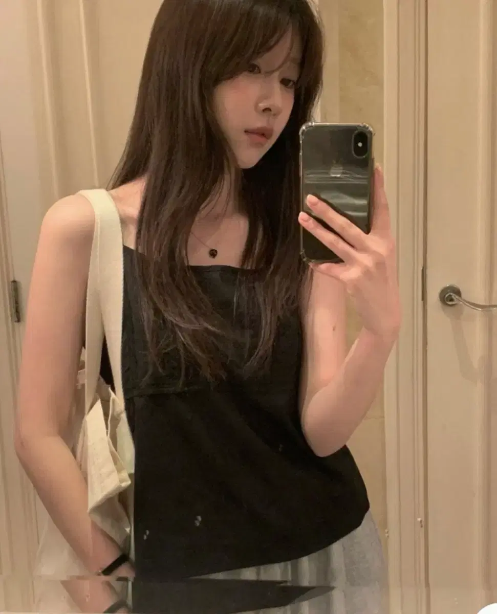 도매텍 베르가못 엘리 핀턱 나시 블랙