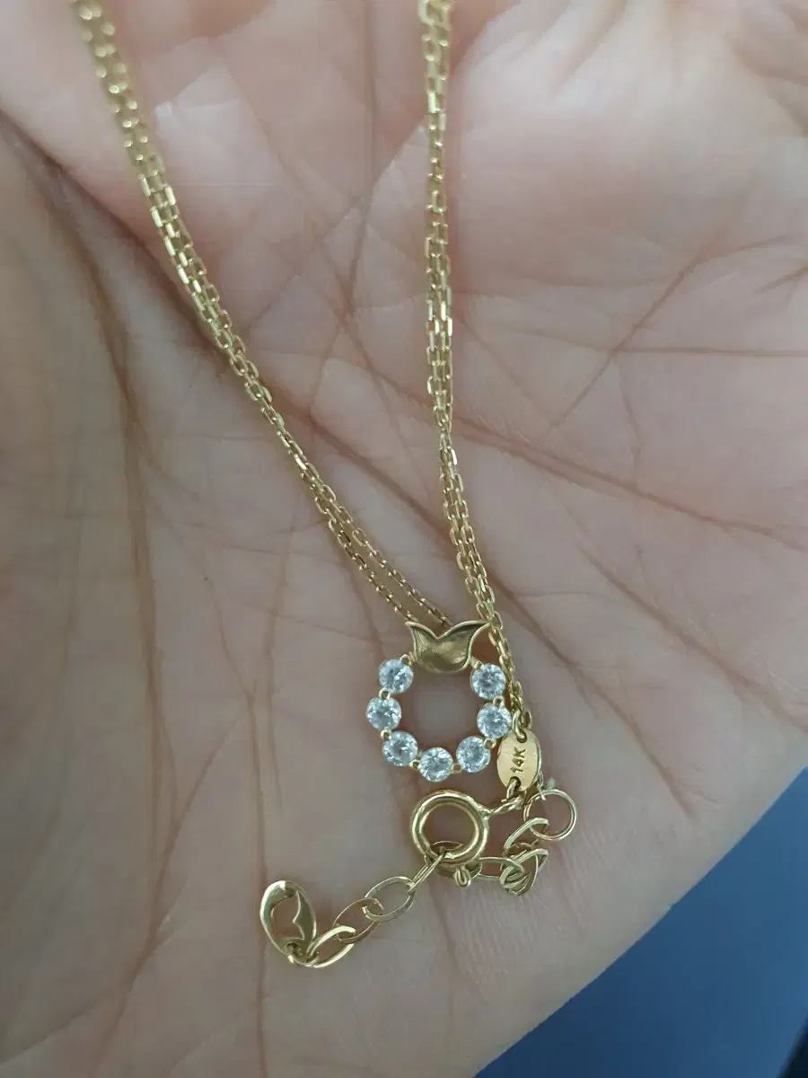 Tiririr 14K necklace