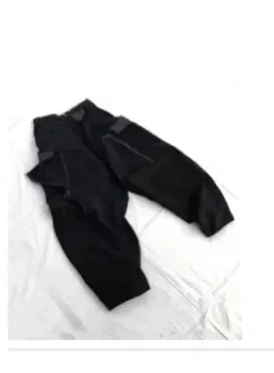뉴치프시크 dp 오버랩 카고 와이드 팬츠 팝니다