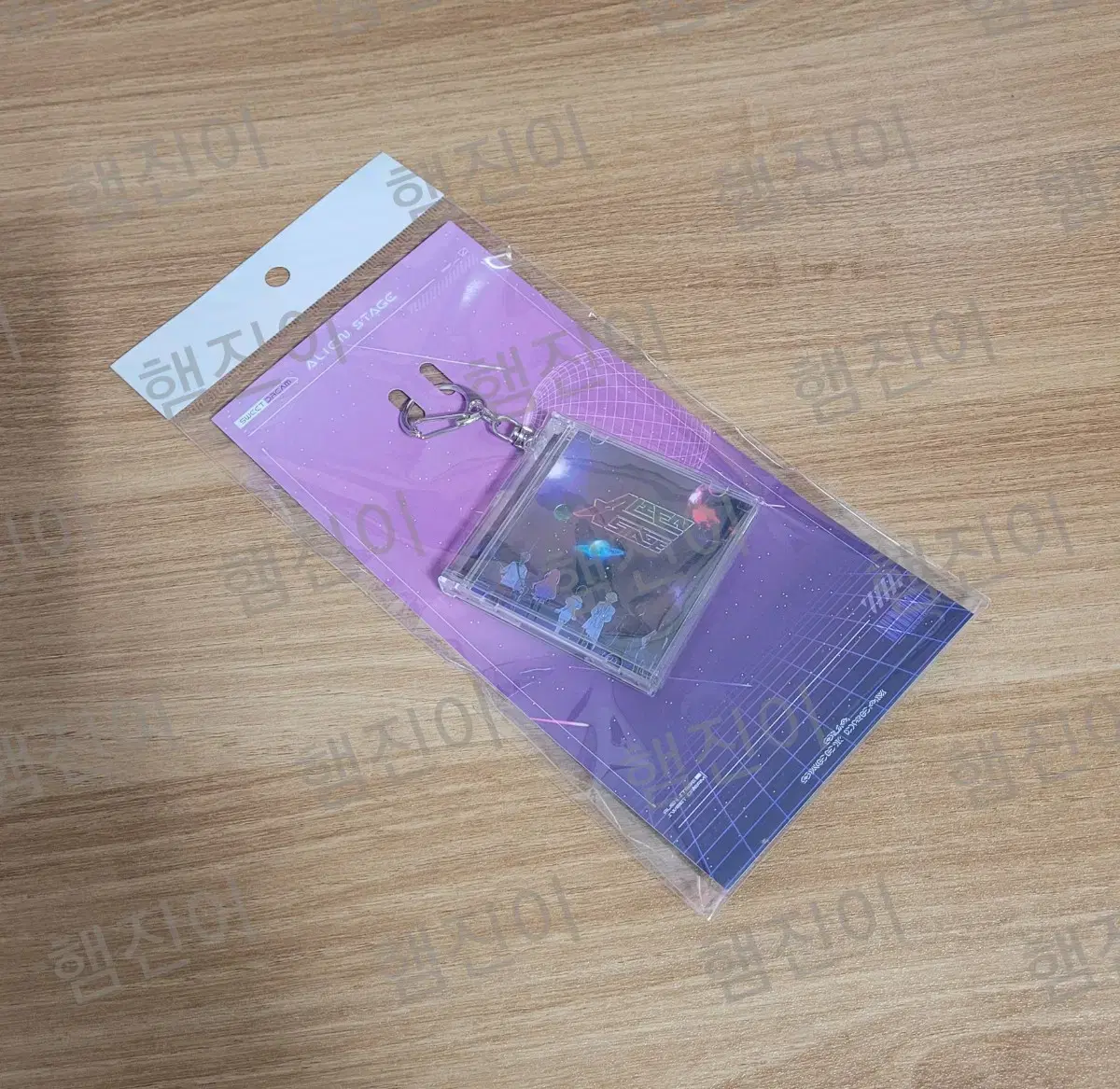 에이스테 NFC CD 키링 미지 수아 틸 이반 루카 현아