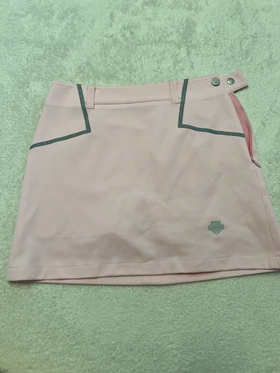 Descente Golf Skirt Size 61