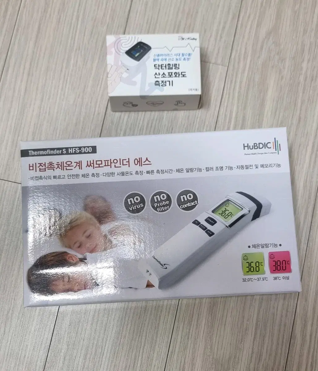 Non-contact thermometer Thermofinder, blood oxygen meter bulk