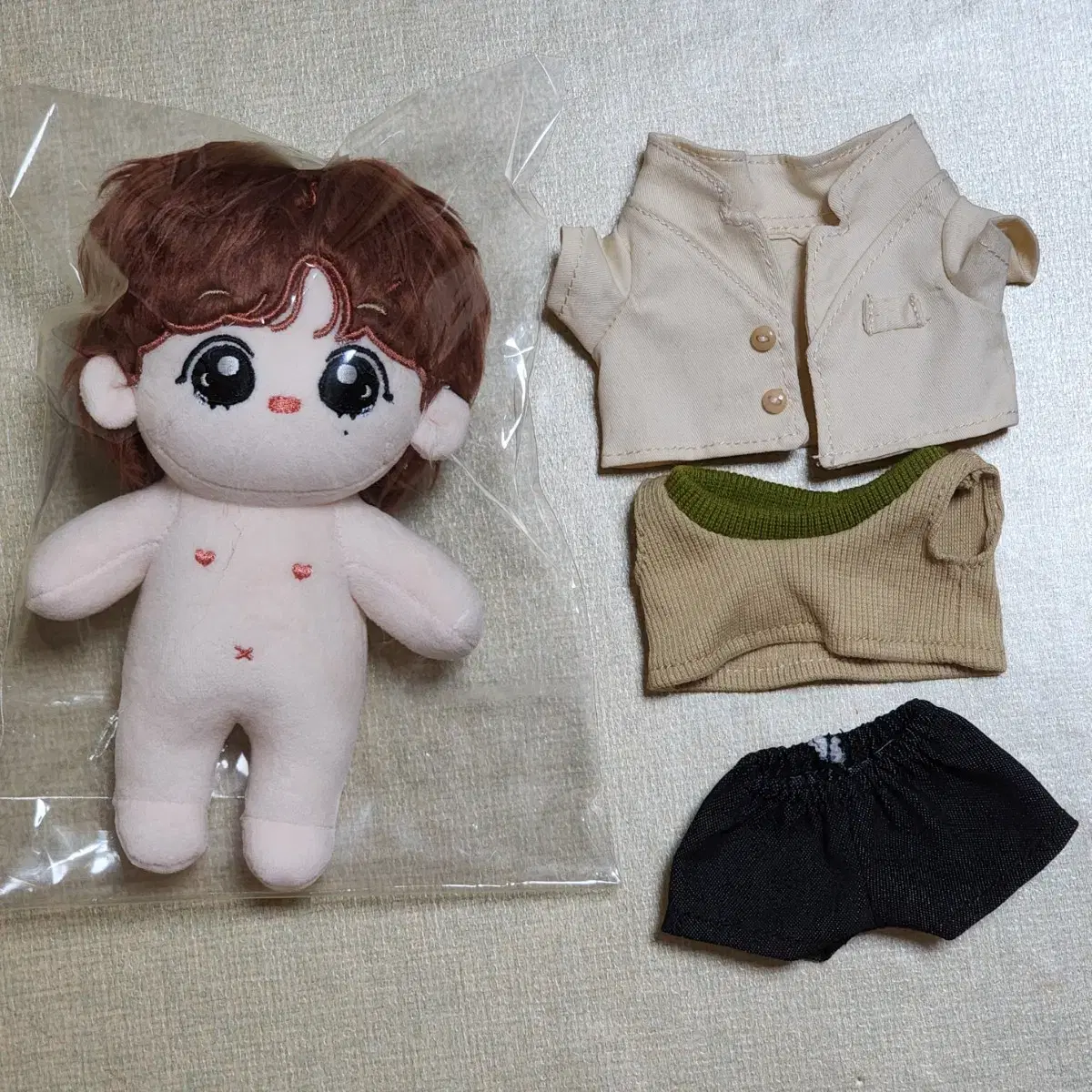 양도) 방탄 태형 인형 15cm 비공굿 15깅 솜 Crying Tea