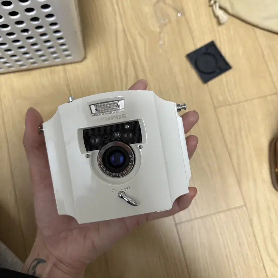 올림푸스 한정판 에쿠르 팝니다