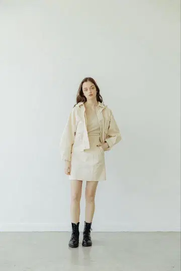 pinue 빅 후드 데님 자켓 컴팩트 데님 스커트 아이보리 세트