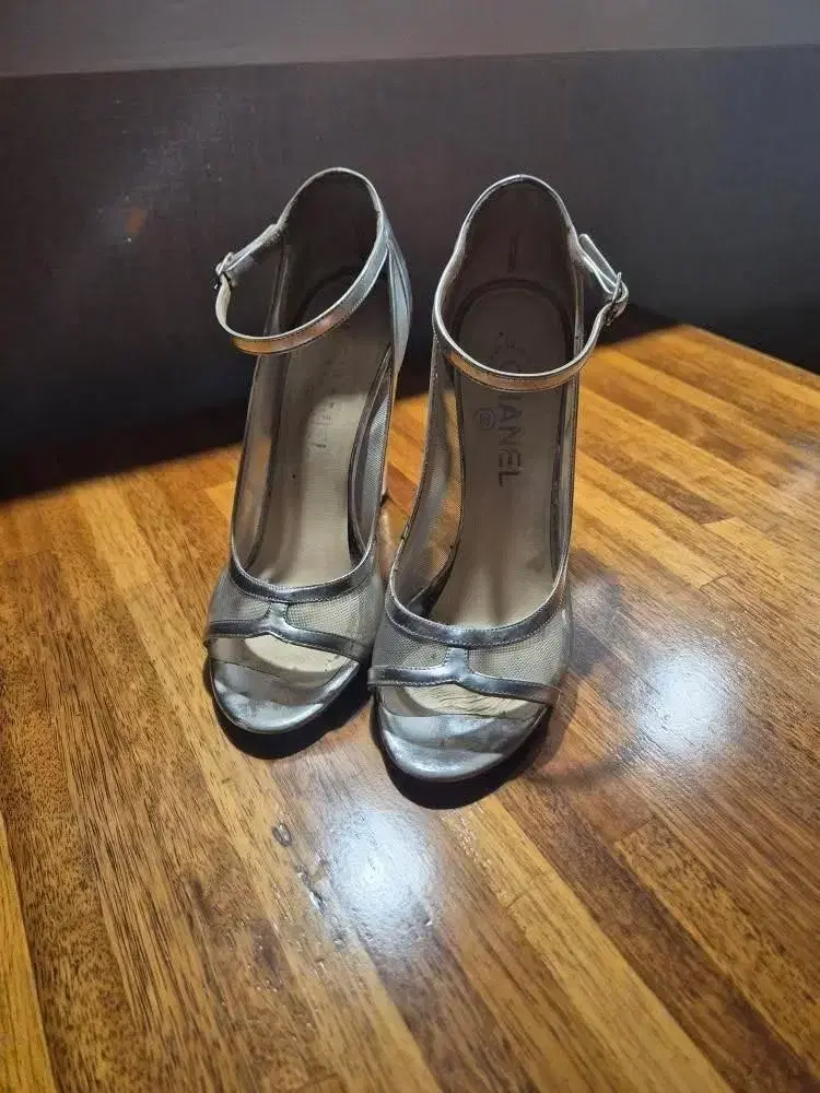 정품 샤넬 펌프스 힐