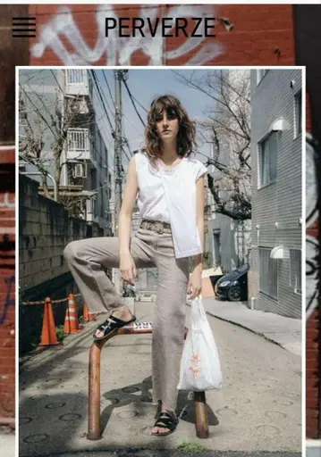 Perverze 퍼버즈 비대칭 티셔츠