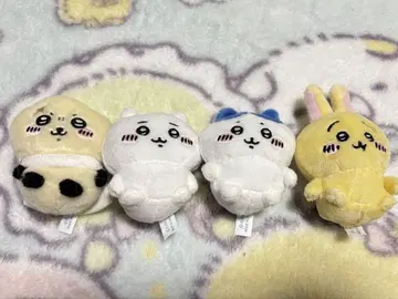 치이카와 (먼작귀) 앉아 있는 봉제 인형 가챠