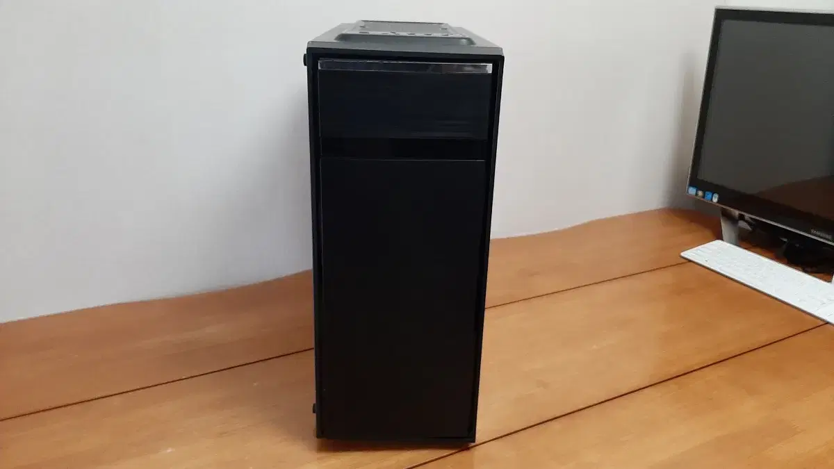 롤 발로란트 i7-6700k GTX1060 6G중고본체