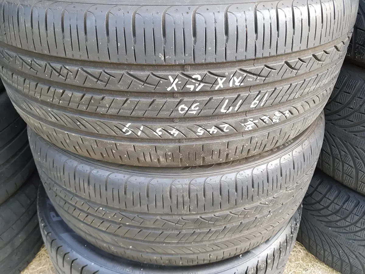 245 45 19 2짝 275 40 19 2짝중고 한국s1노블사계절타이어