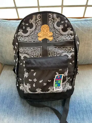 MEI x 스컬 킥스 반다나 패턴 백팩