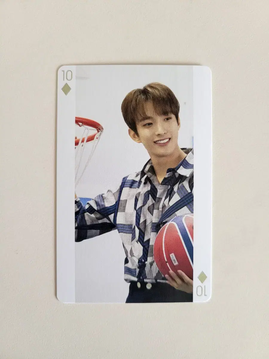 세븐틴 도겸 헹가래 hmv 특전 트럼프 포카