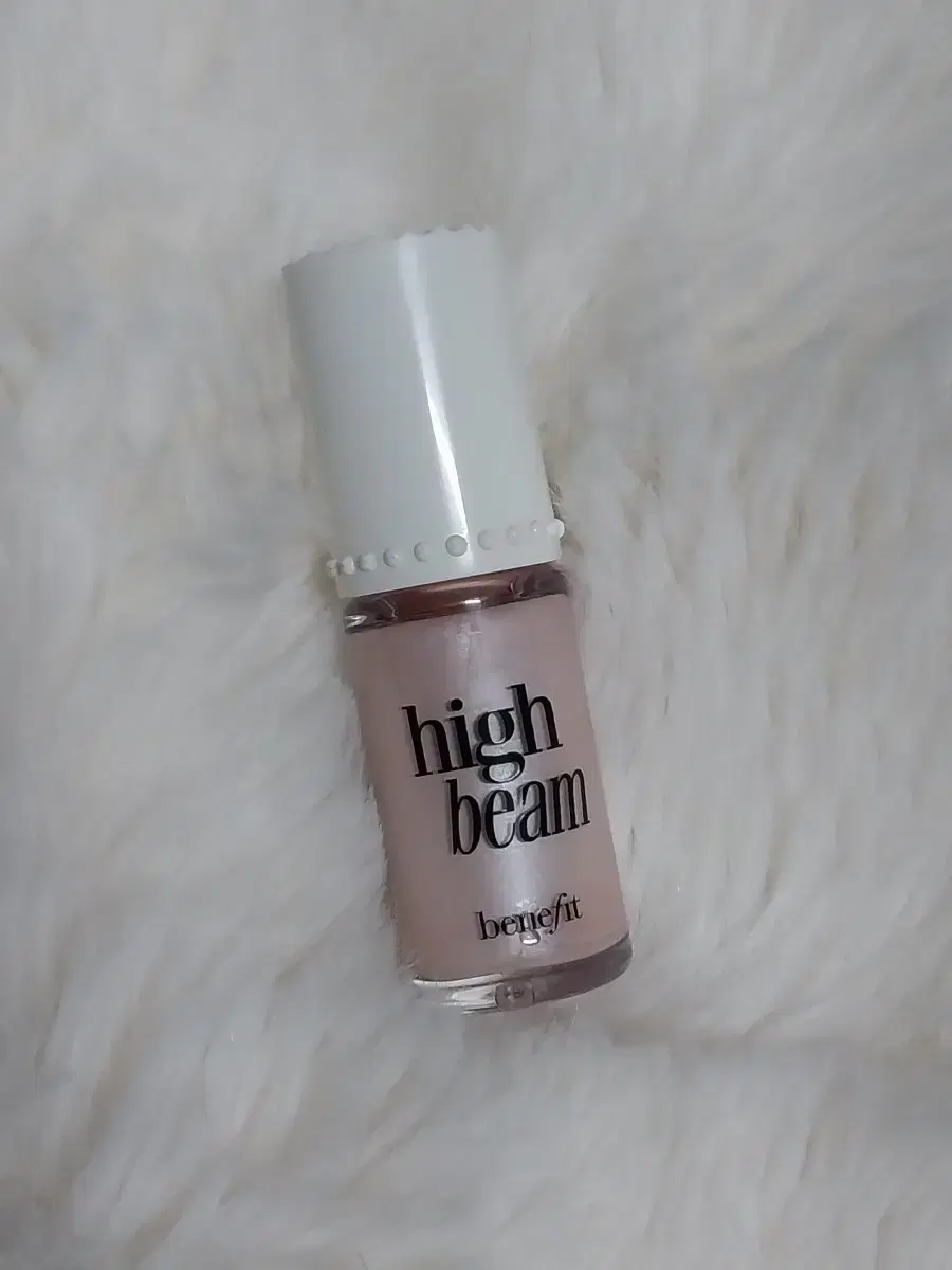 Benefit High Beam