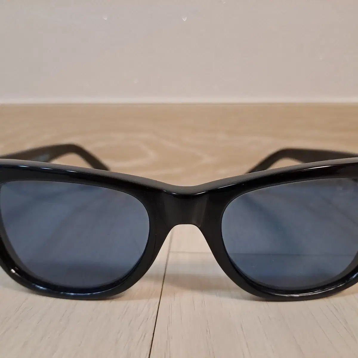 HYSTERIC GLAMOUR キャットアイサングラス HYSTERIC GLAMOUR キャットアイサングラス HYSTERIC GLAMOUR キャット