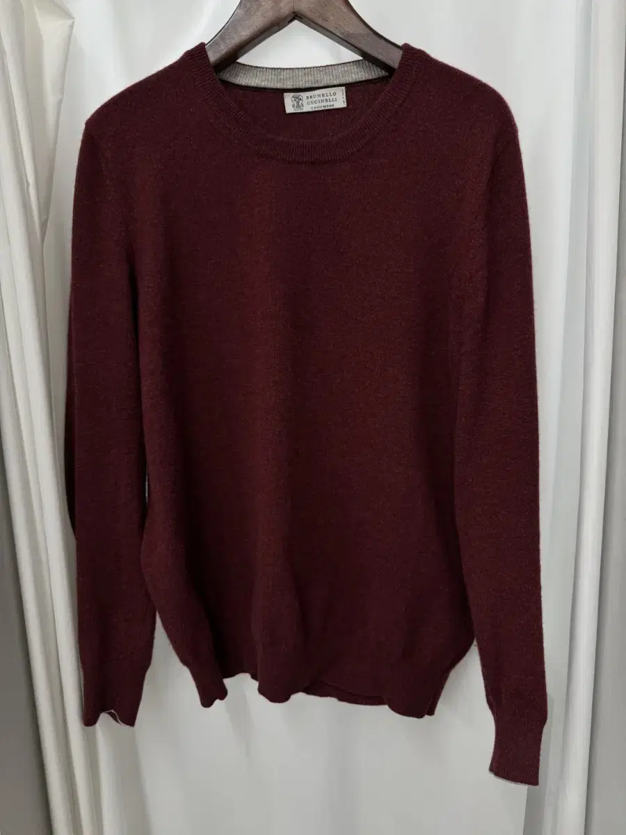 Brunello Cucinelli Bordeaux cashmere knit 50