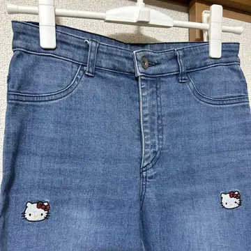 헬로키티 자수 데님 팬츠