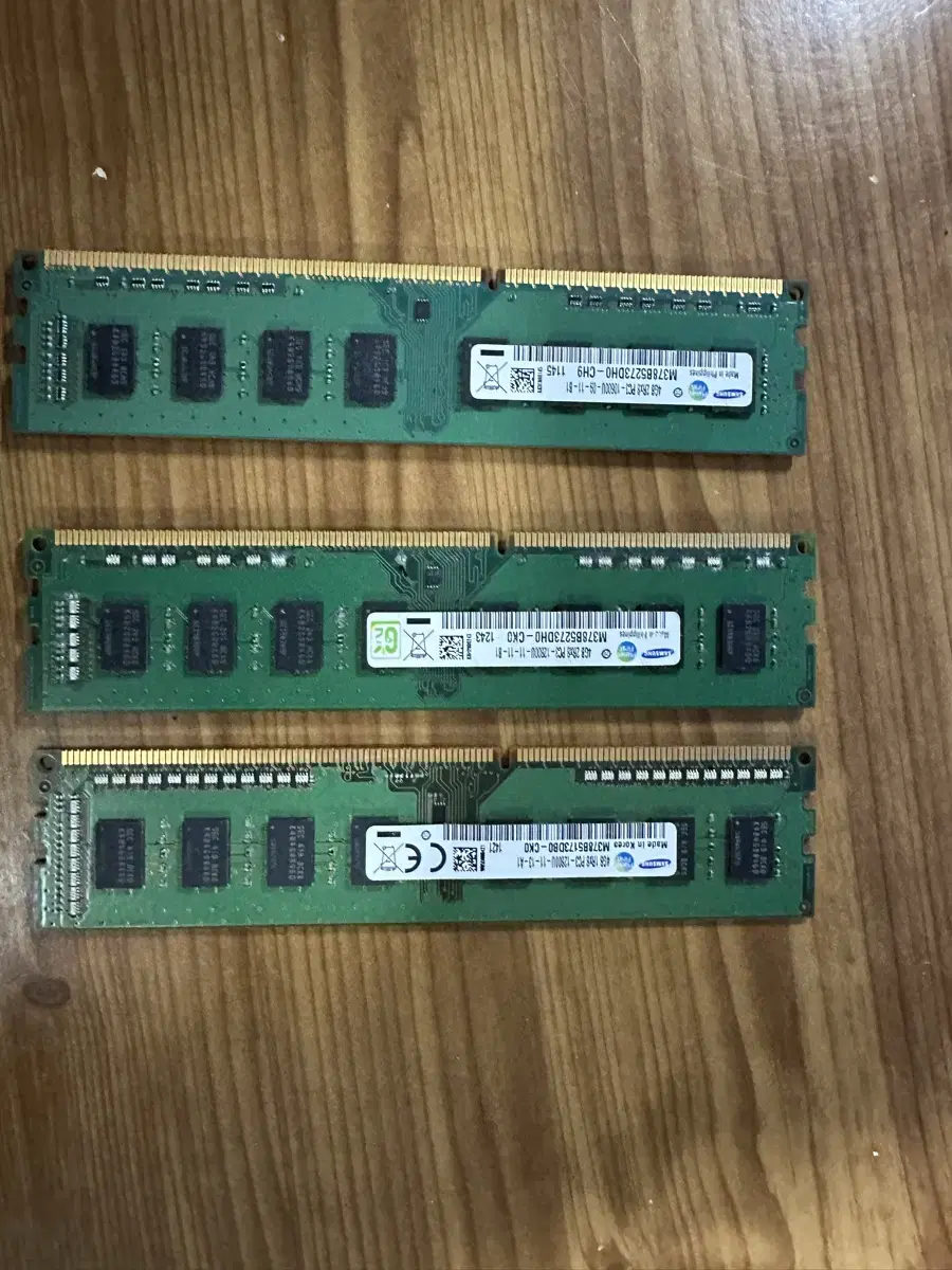 Samsung RAM Total 12GB