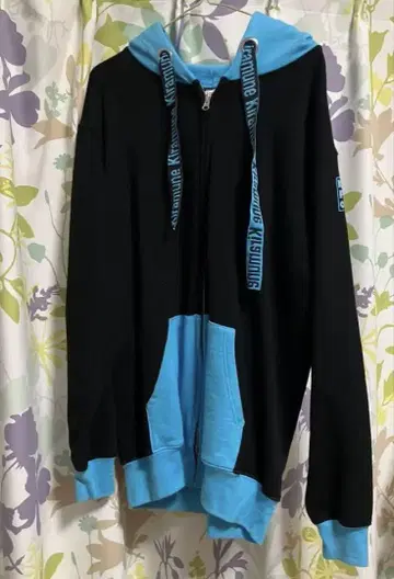 키라무네 후드티