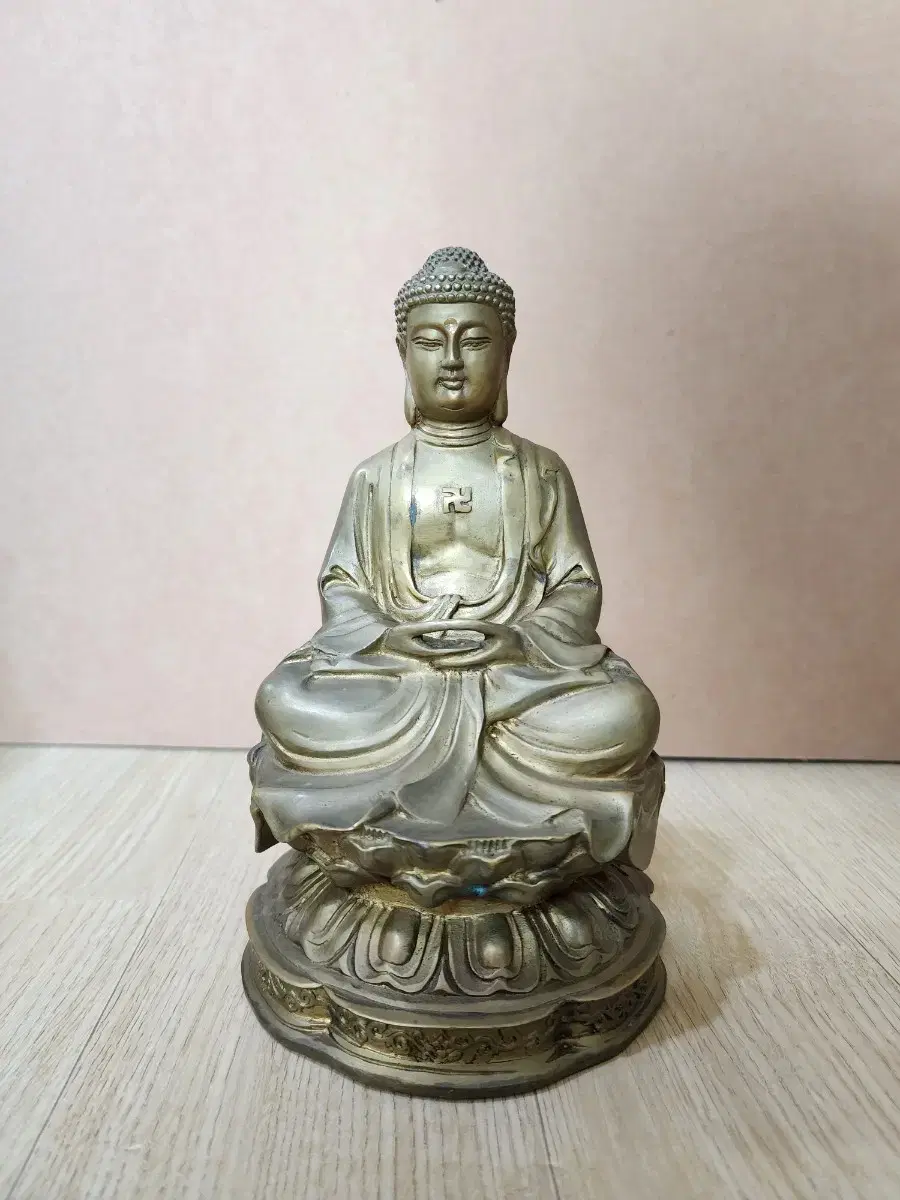 청동불상 청동좌불