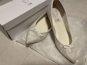 Launa lea 화이트 레이스 플랫슈즈