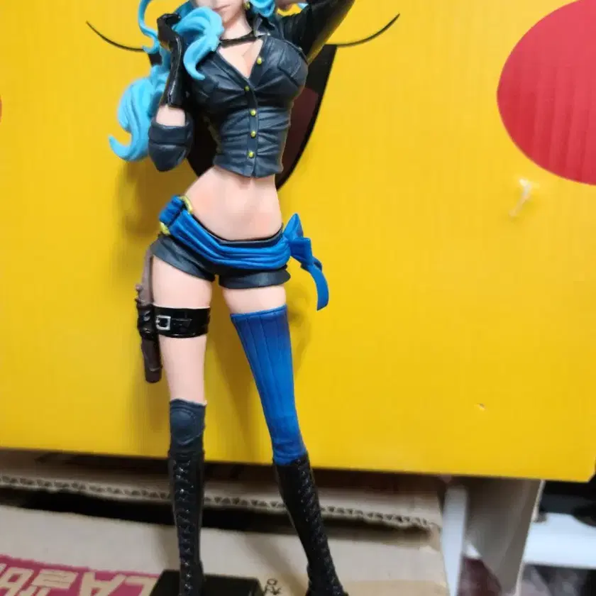 Amazon.com: Banpresto Onepiece Flag Diamond Ship-Nico Robin